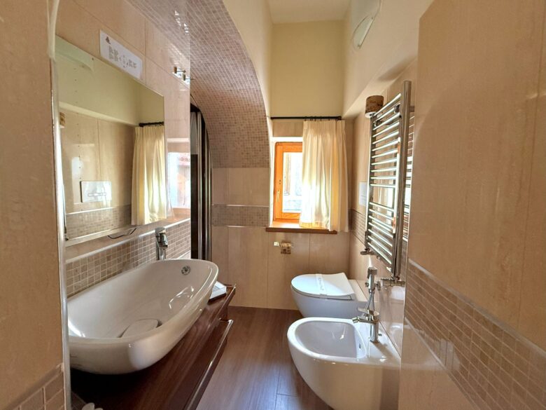 Dettaglio bagno camera 205 Hotel Sant'Anna