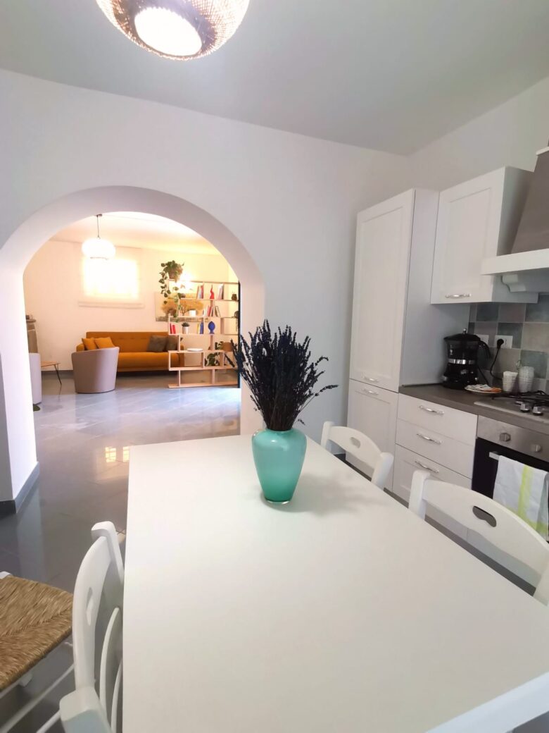 Cucina piano terra del Casale Donna Mita