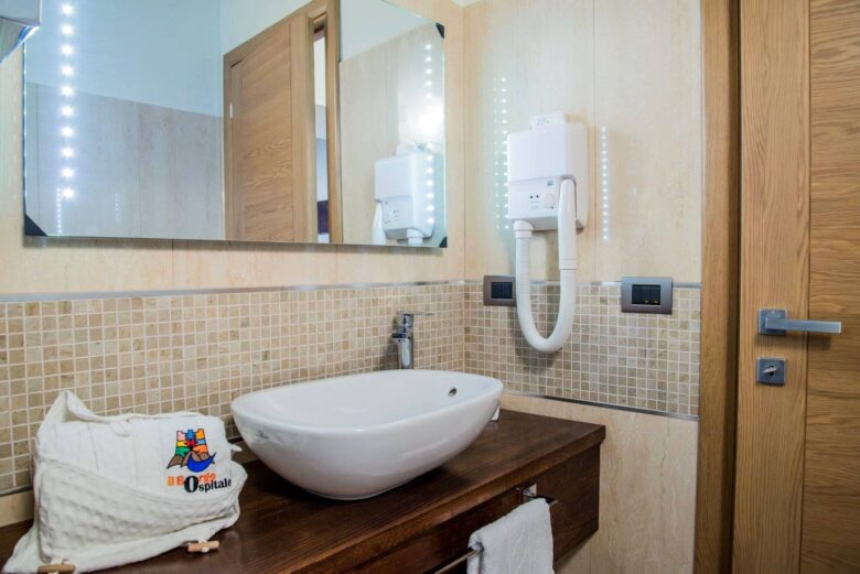 Dettaglio bagno camera 204 Hotel Sant'Anna