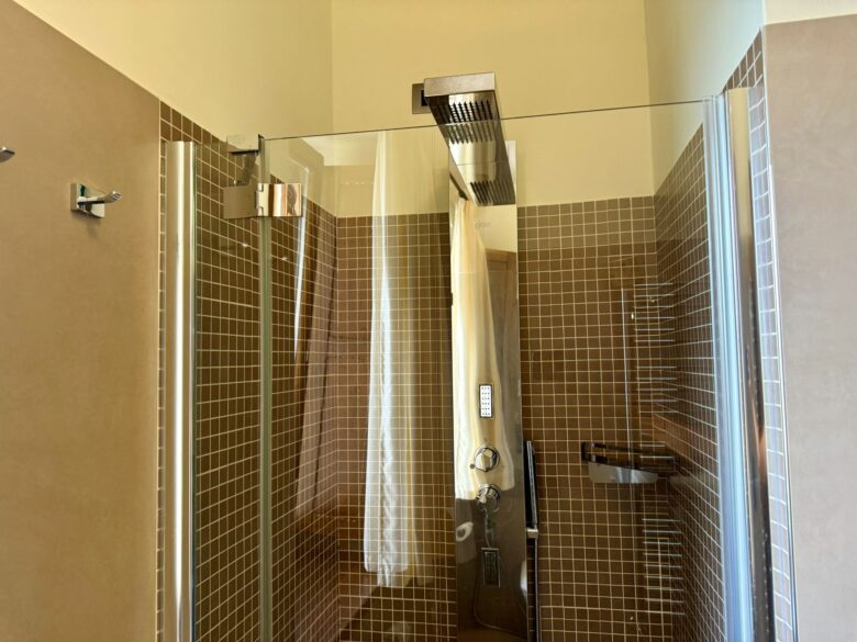 Doccia del bagno camera 302 Passiflora Mamma Peppina