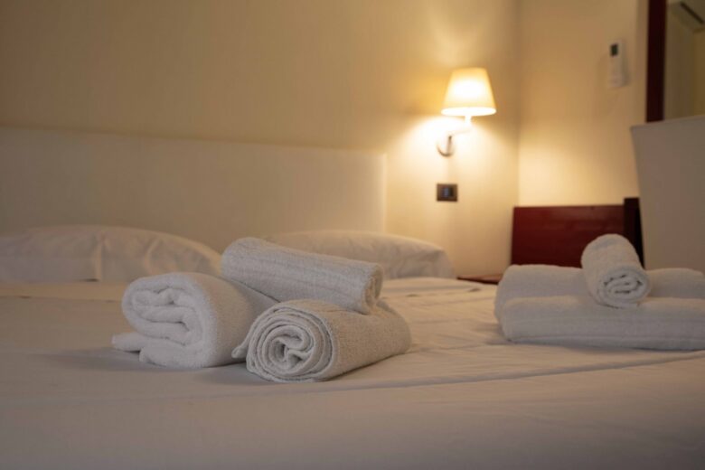 Particolare del letto camera 202 Hotel Sant'Anna Rotonda - Foto Marilena Di Vito