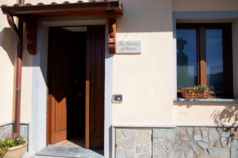 Ingresso Piazzetta del Rosario