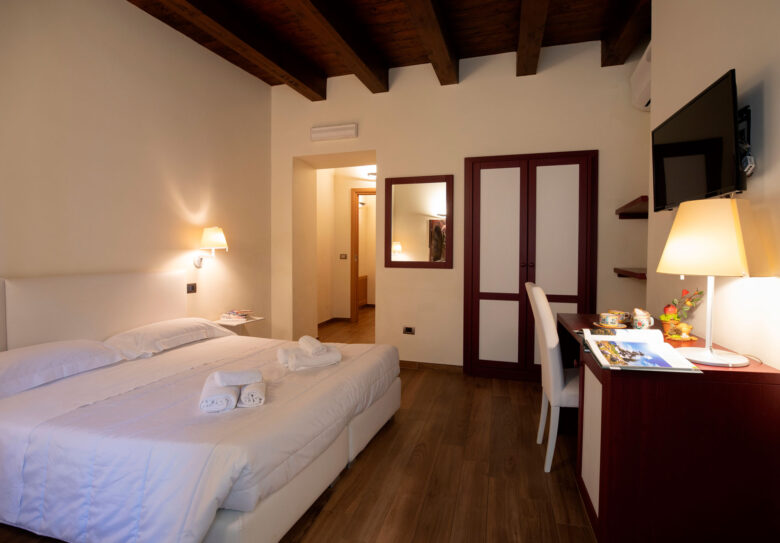 Letti camera 103 Hotel Sant'Anna - Foto Marilena Di Vito